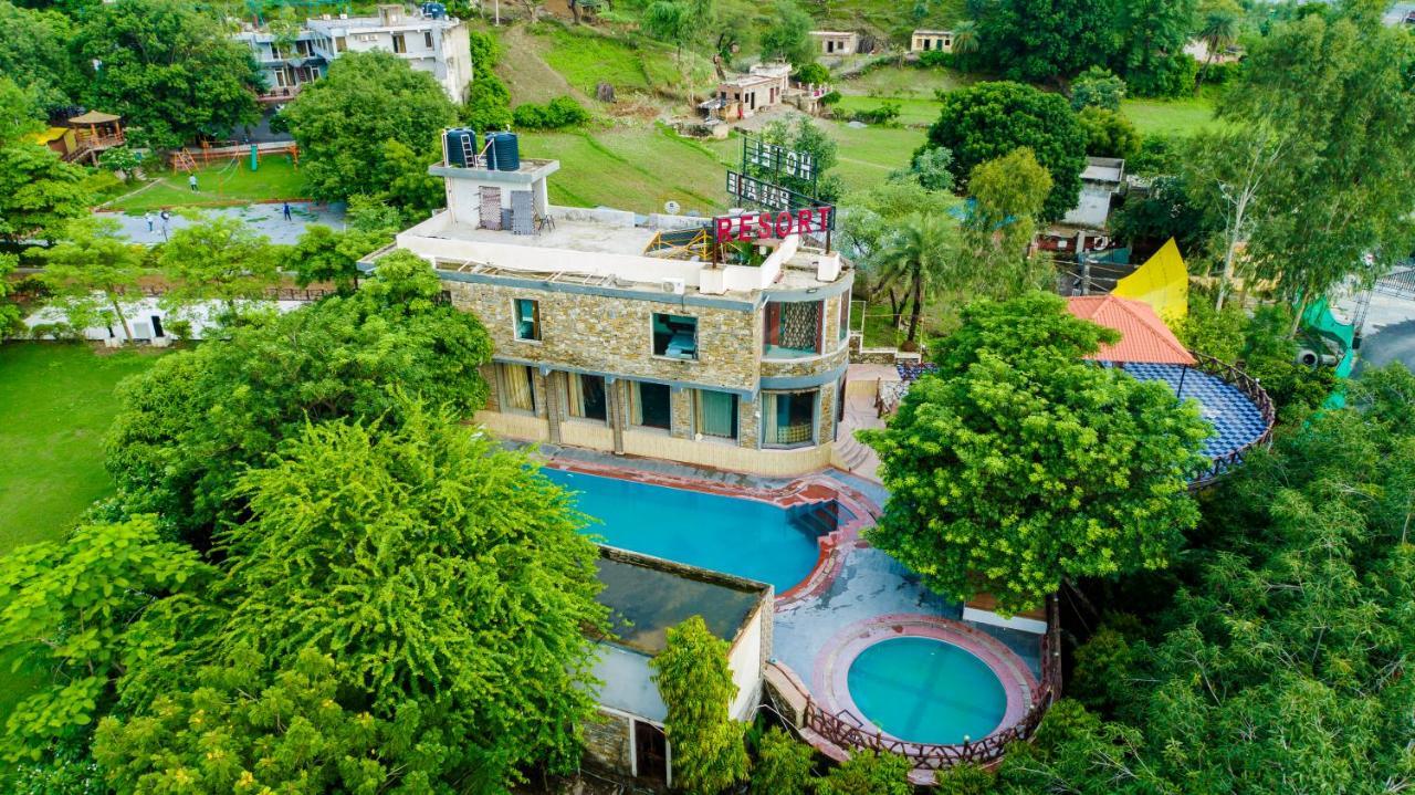 Czar Palace Resort, Udaipur Jharol Exterior photo